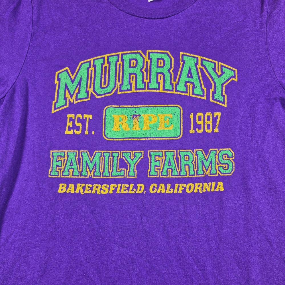 Murray Family Farms T-Shirt Mens Medium Purple Excellent Graphic Tee